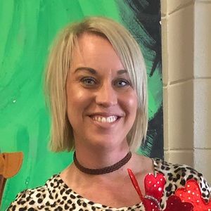 Meet your Posher, Carrie